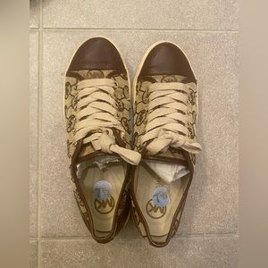 MK canvas shoes
